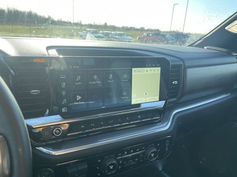 Used 2024 Chevrolet Silverado 1500 High Country w/ High Country Premium Package image 27