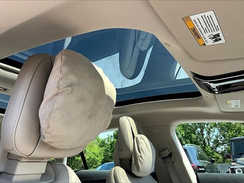 Used 2023 Mercedes-Benz EQS 580 4MATIC Sedan image 13