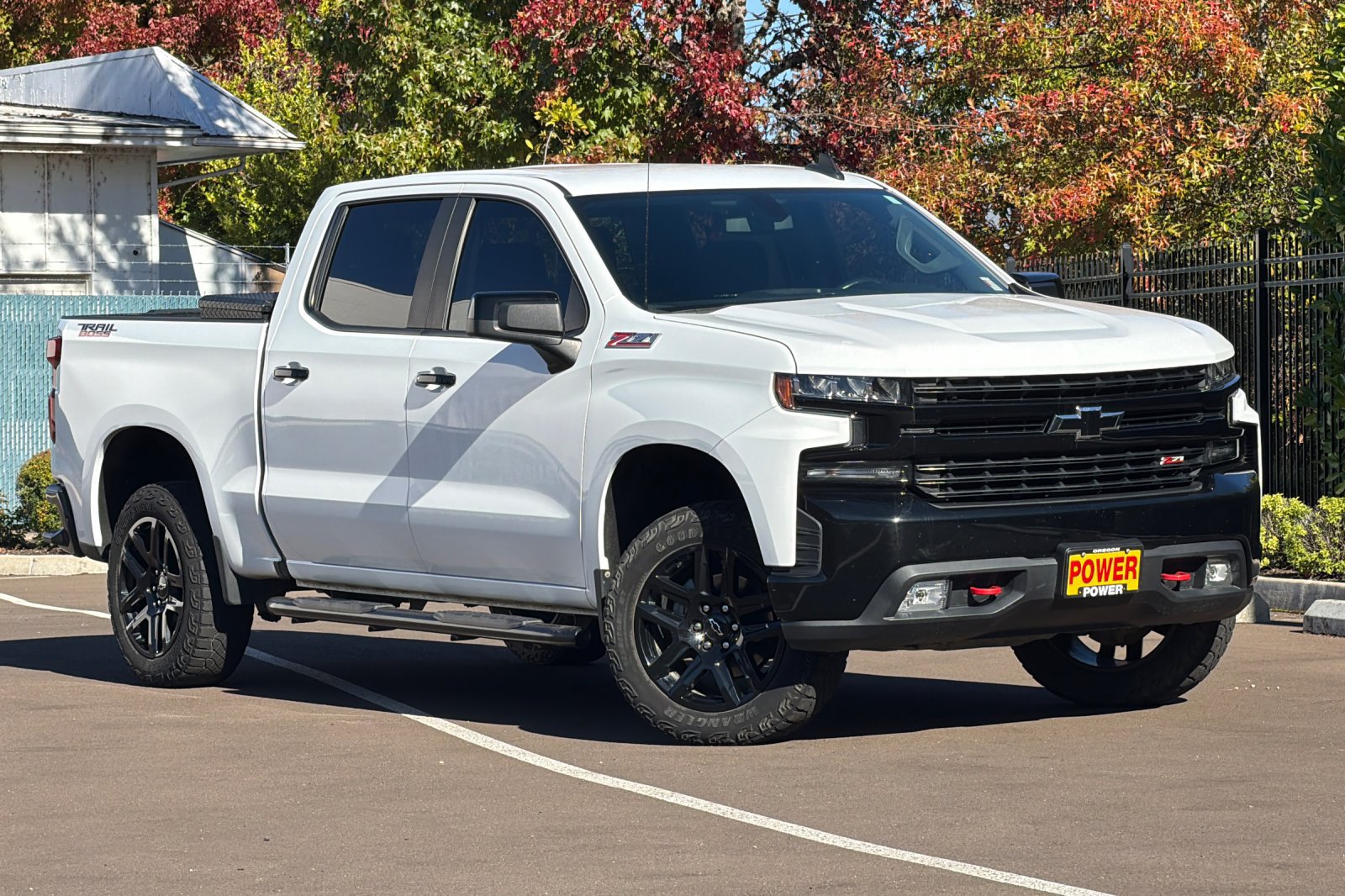 Used 2021 Chevrolet Silverado 1500 LT Trail Boss w/ Bed Protection Package AWD/4WD image 2