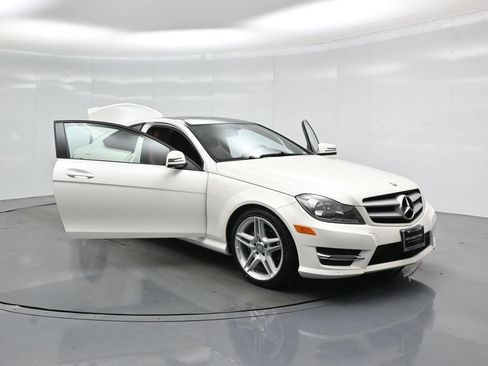 Used 2013 Mercedes-Benz C 250 Coupe image 26