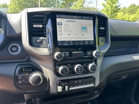 Used 2024 RAM 2500 Tradesman w/ Chrome Appearance Group image 26