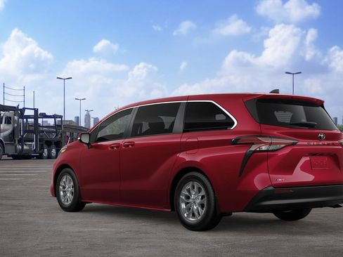 New 2026 Toyota Sienna LE FWD image 8