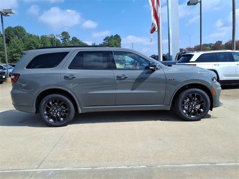 New 2026 Dodge Durango GT image 2