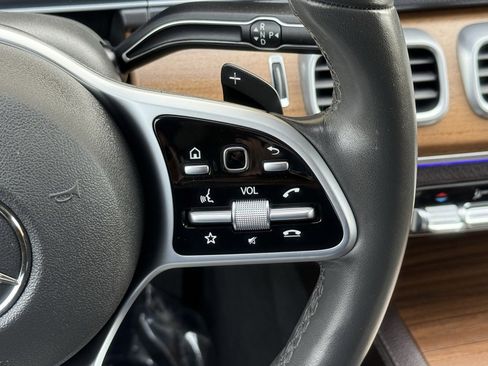 Used 2020 Mercedes-Benz GLE 350 4MATIC w/ AMG Line Exterior image 30