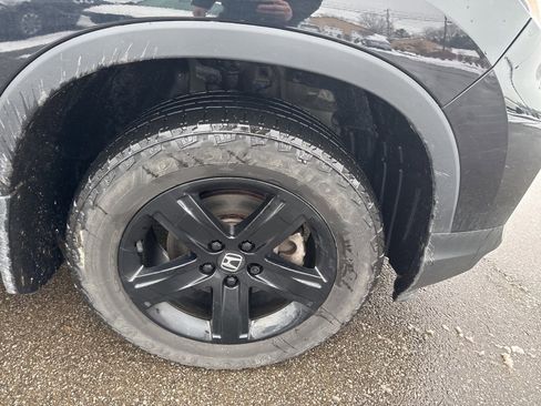 Used 2023 Honda Ridgeline Black Edition image 4