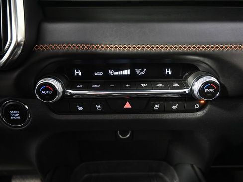 Used 2025 MAZDA CX-50 AWD 2.5 S w/ Premium Plus Pkg image 31