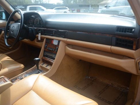 Used 1991 Mercedes-Benz 560 SEL image 14
