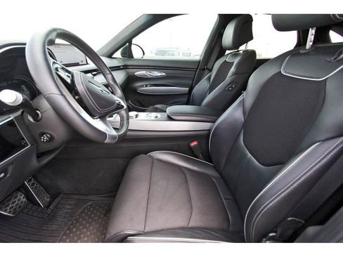 Used 2022 Genesis GV70 2.5T w/ Sport Prestige Package image 27