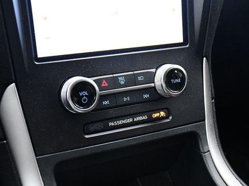 Used 2024 Ford Edge SEL w/ Convenience Package image 29