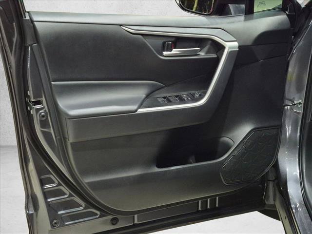 Used 2024 Toyota RAV4 XLE w/ Convenience Package FWD image 12
