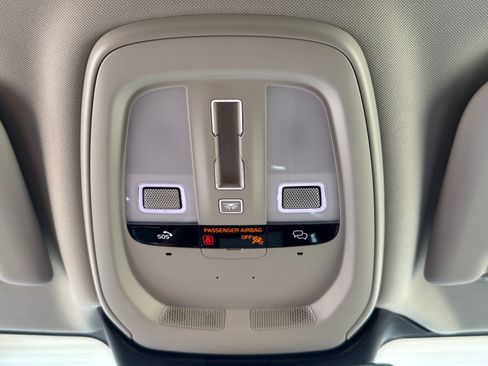 Used 2024 Volvo S60 B5 Plus w/ Climate Package FWD image 34