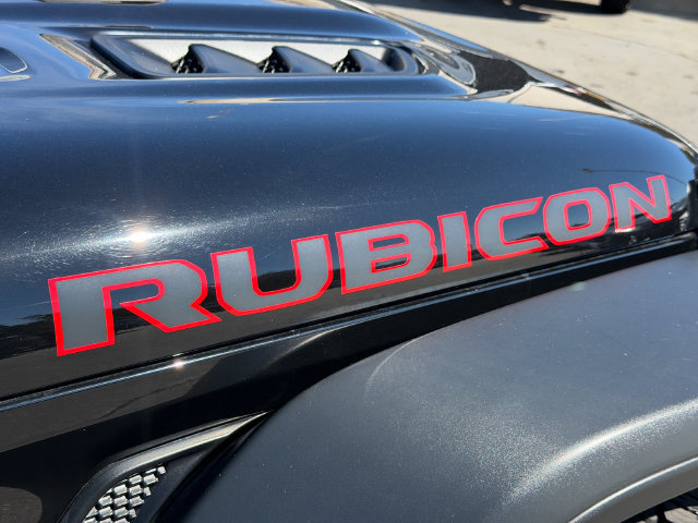Used 2021 Jeep Gladiator Rubicon AWD/4WD image 7