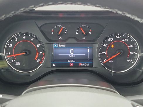 Used 2023 Chevrolet Camaro LT w/ Technology Package image 21