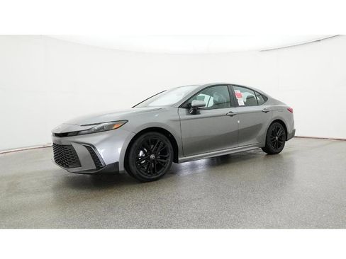 New 2026 Toyota Camry SE image 17