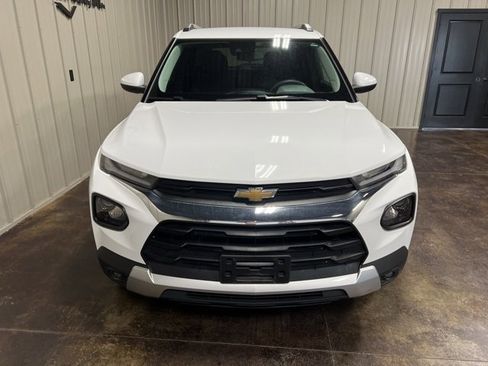 Used 2023 Chevrolet TrailBlazer LT image 2