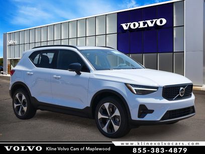 New 2026 Volvo XC40 B5 Plus w/ Protection Package Premier