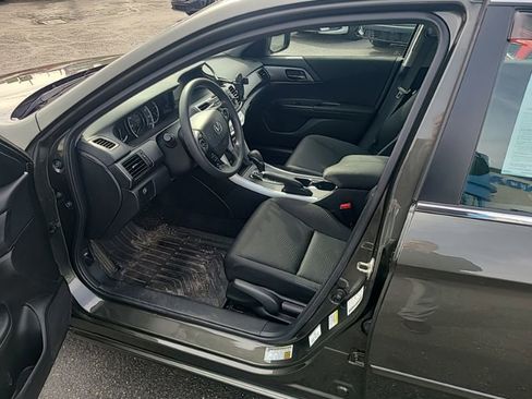 Used 2015 Honda Accord LX image 13