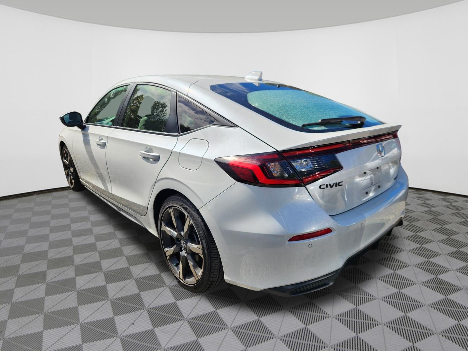 Used 2026 Honda Civic Sport Touring image 3