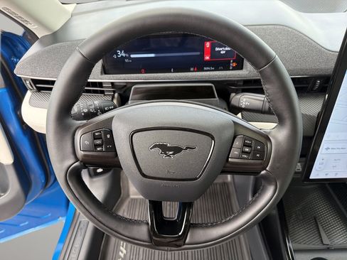 Used 2025 Ford Mustang Mach-E Premium AWD/4WD image 30