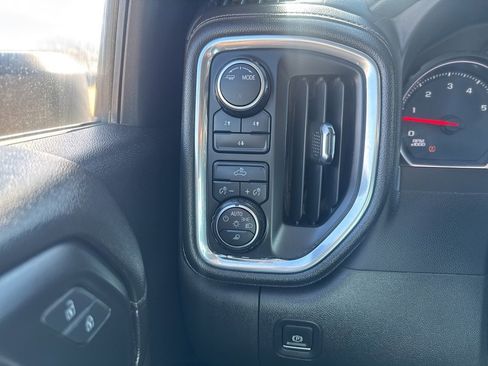 Used 2023 Chevrolet Silverado 2500 LT image 14