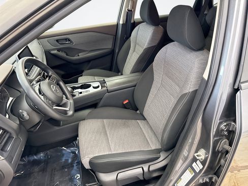 Used 2021 Nissan Rogue S AWD/4WD image 11