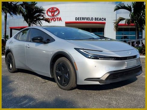 New 2026 Toyota Prius LE image 1