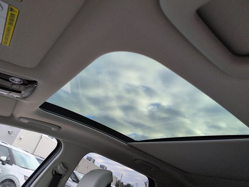 New 2026 Kia Sportage EX image 10