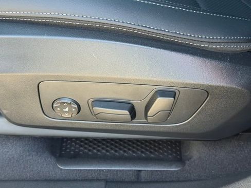 Used 2026 BMW X1 xDrive28i w/ Technology Package image 21