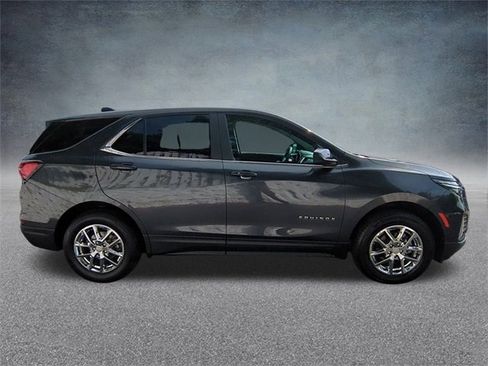 Used 2022 Chevrolet Equinox LT image 10