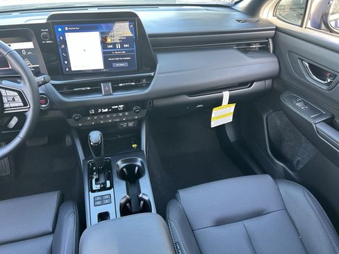 New 2026 Subaru Outback Touring AWD/4WD image 12