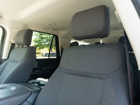 Used 2025 Ford Expedition Max Active RWD image 25