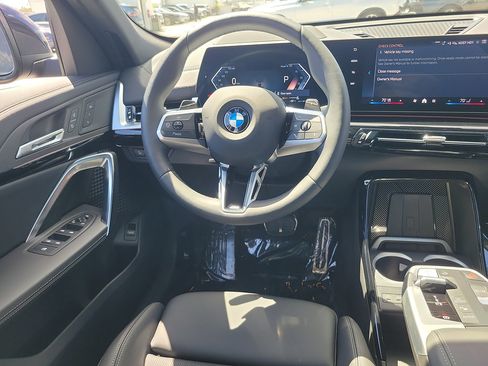 Used 2026 BMW X2 xDrive28i w/ Technology Package AWD/4WD image 12