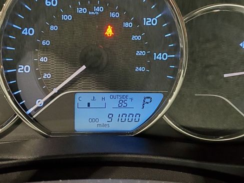 Used 2016 Toyota Corolla L FWD image 31