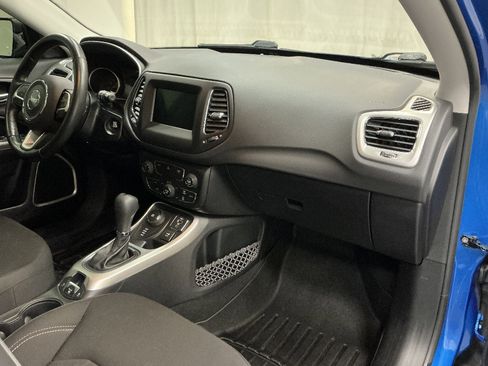 Used 2021 Jeep Compass Sport w/ Cold Weather Group AWD/4WD image 26