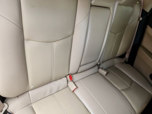 Used 2011 Chrysler 200 Limited image 18