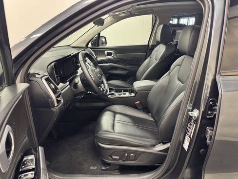 Used 2022 Kia Sorento SX image 14