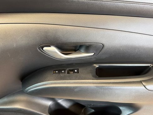 Used 2025 Hyundai Tucson SEL FWD image 19