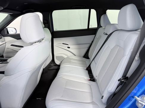 New 2026 Jeep Cherokee Laredo image 18