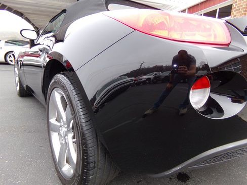 Used 2007 Pontiac Solstice Convertible w/ Premium Package image 18