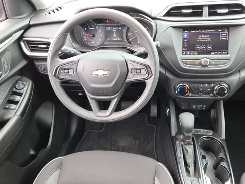 Used 2023 Chevrolet TrailBlazer LT image 13