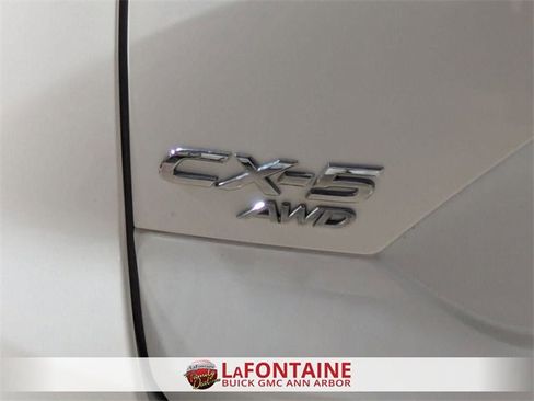 Used 2018 MAZDA CX-5 Touring w/ Preferred Equipment Package image 10