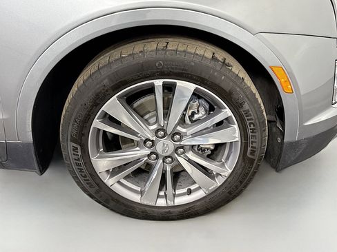 Used 2024 Cadillac XT5 Premium Luxury image 32