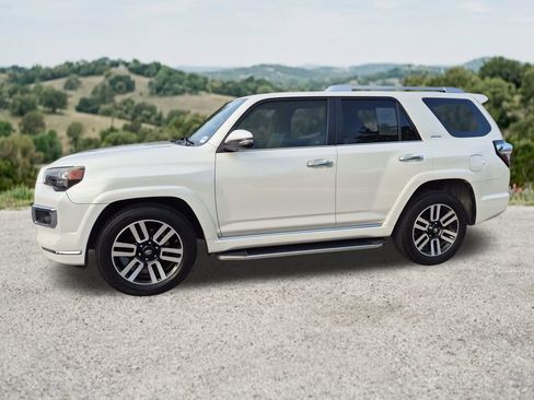 Used 2016 Toyota 4Runner Limited RWD image 4