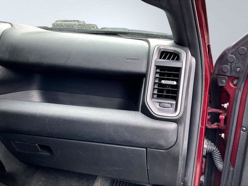 Used 2024 RAM 3500 Tradesman w/ Chrome Appearance Group image 17