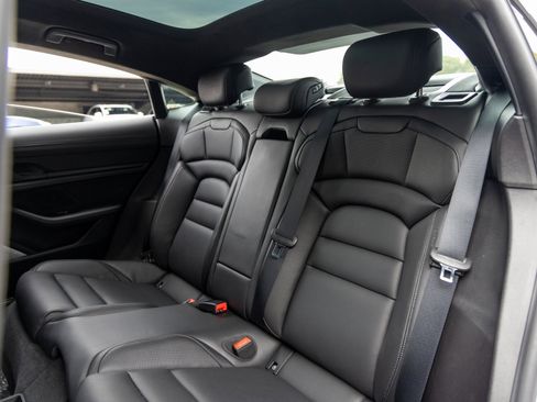 Certified 2022 Porsche Taycan Turbo image 43