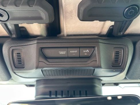 Used 2025 Jeep Gladiator Rubicon w/ Safety Group image 37