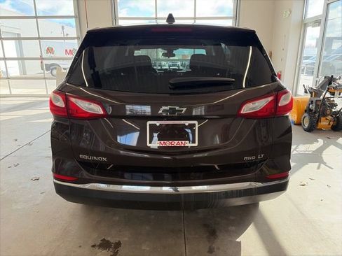 Used 2020 Chevrolet Equinox LT w/ Driver Convenience Package image 5