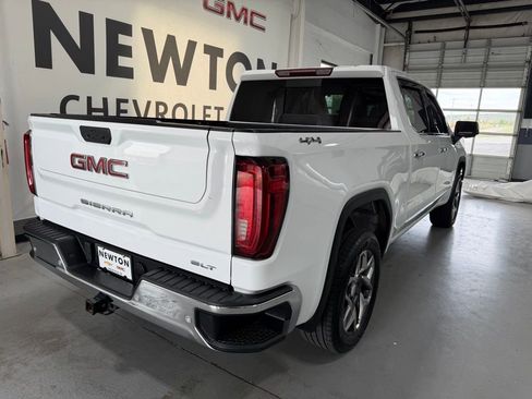 Used 2022 GMC Sierra 1500 SLT w/ SLT Premium Plus Package image 31