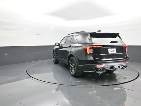 New 2026 Ford Explorer ST image 5