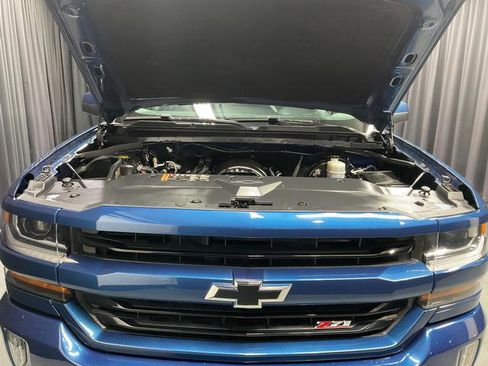 Used 2018 Chevrolet Silverado 1500 LT w/ All Star Edition image 14